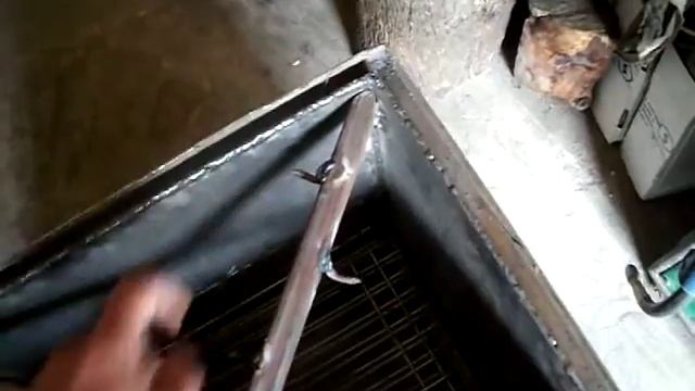 Коптилка своими руками (горячее копчение) с гидрозатвором