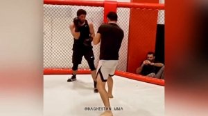 Магомед Анкалаев х Сослан «Кобра» Асбаров / ЖЁСТКИЙ РАЗМЕН в спарринге!
