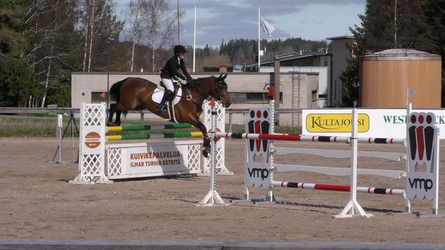 Kyyriäinen Janette & Galileo E 130cm @ Tuusulan Derby 4.-6.5.2018 1 смотреть онлайн