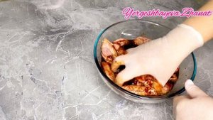 Куриные крылышки в соусе Терияки. В духовке. Пальчики оближешь! Терияки соусындағы тауық қанаттары.