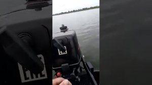 Как установить лодочный мотор на транец лодки?