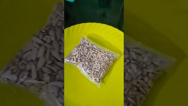 Сколько стоят семечки в Индии