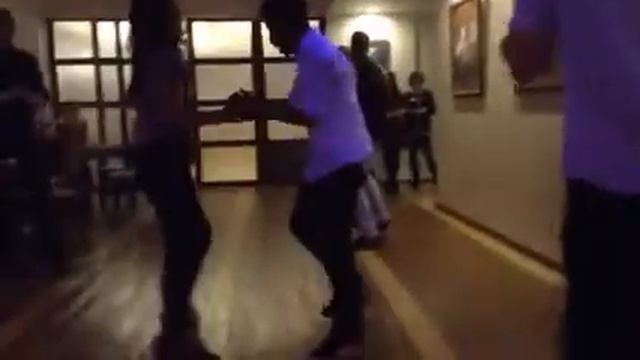 Сальса в ШТ Квадрат 23.01.14 Хосе и Саша танцуют бачату смотреть онлайн