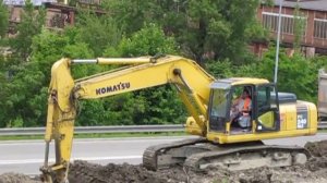 Komatsu PC 240 NLC-nakládání Renault Kerax