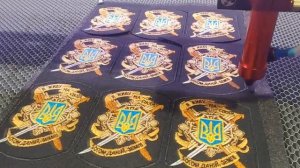 лазерный станок Expert Vision 9060 для автоматической резки шевронов