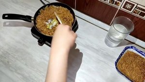 Ужин за 10 минут. Просто, вкусно и быстро . Блюдо из вермишели "Паутинка".