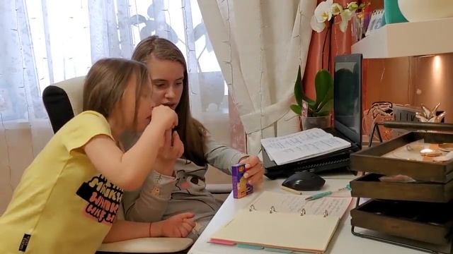 ВЛОГ: Новый Маникюр! ЧТО НЕ ТАК? смотреть онлайн