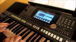Yamaha PSR S 970  Comouflage -  Love is a shield