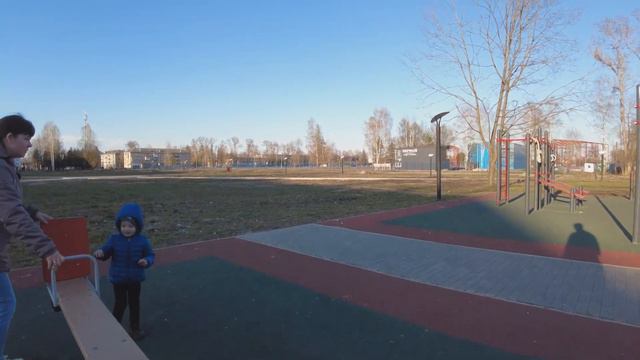 ВЛОГ №86 СЕРЁГА БРОСИЛ ПИТЬ ЭНЕРГЕТИКИ, ГУЛЯЕМ ПО ГОРОДУ И ПОКУПАЕМ ВСЯКУЮ ЕРУНДУ смотреть онлайн