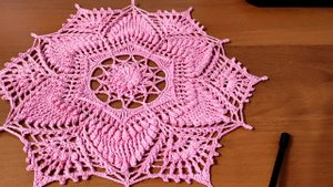 САЛФЕТКА РЕЛЬЕФНАЯ крючком. 2Часть. Подробное видео для начинающих.