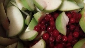 Компот из калины с яблоками