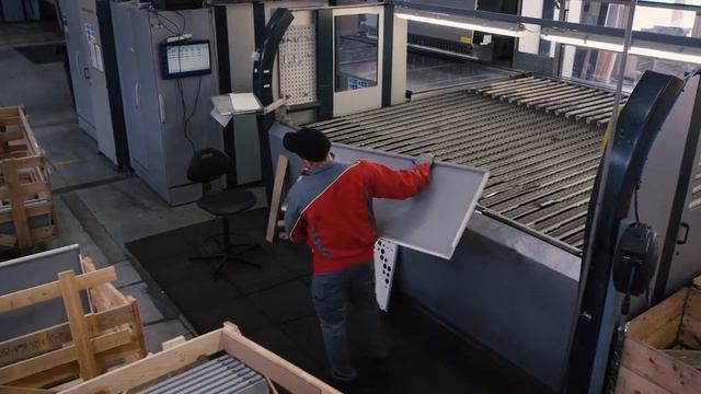 Вдохновитесь фасадными облицовочными решениями Liberta™, Lamella и Design смотреть онлайн