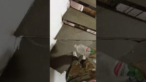 Как увлажнять бетонную лестницу после заливки