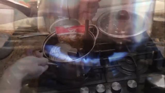 Макароны с тушёнкой (прикол) смотреть онлайн