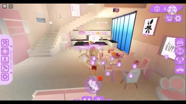 MOVING TO OUR NEW HOME CLUB ROBLOX FAMILY LIFE RP (Roblox) смотреть онлайн