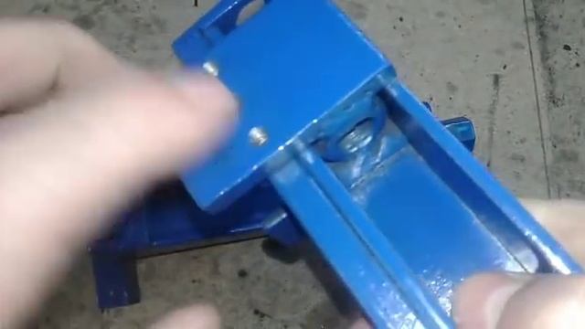 ПОЛЕЗНАЯ НАСАДКА НА ДРЕЛЬ ! МИНИ ТОКАРНЫЙ ПО МЕТАЛЛУ . DIY смотреть онлайн