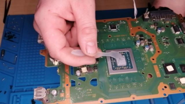 Playstation 4 slim модель 2108B  чистка от пыли и подробный гайд по разборке и сборке консоли !!!!
