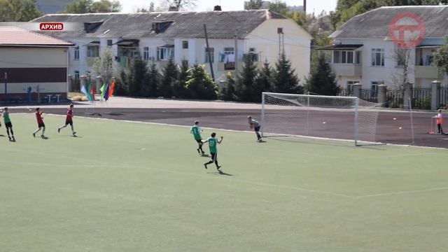 Награждение серебряных призеров всероссийских соревнований по футболу прошло в Администрации округа смотреть онлайн