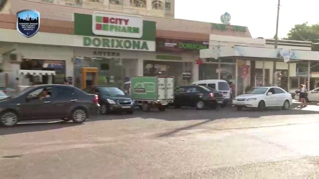 Ҳурматли ҳайдовчилар! Автомашинани пиёдалар йўлакчаси ёки бекатларда қолдириманг.