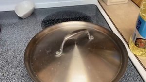 Как разогреть пиццу на сковороде. Хочу миллионы просмотров!!! ?