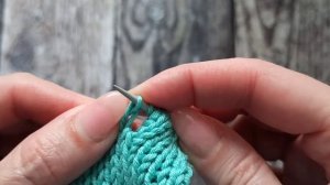 Вертикальная петля под пуговицу на полой резинке. Пошаговая инструкция.