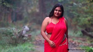 Megha Das Ghosh Saree | Megha Das Ghosh in Red Saree | Bong Beauty |  Saree video