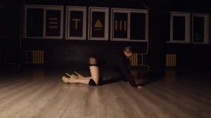 BLEEDIN' OUT | АННА КОРЖОВА | FRAME UP STRIP