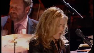 DIANA KRALL  Let's Fall in Love.