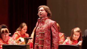 Илья Ушуллу - Русская народная песня "Вдоль по улице метелица метет"