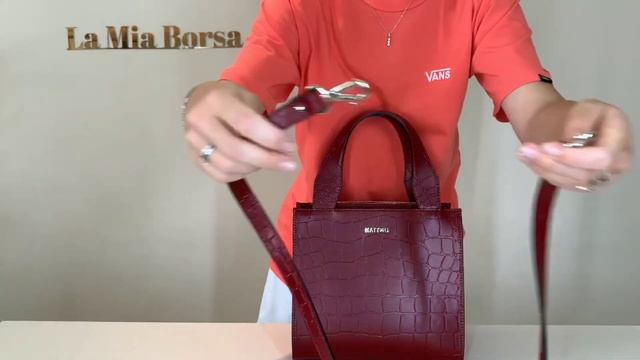 Видео обзор кожаной сумки от Mattioli Арт.052-19 смотреть онлайн
