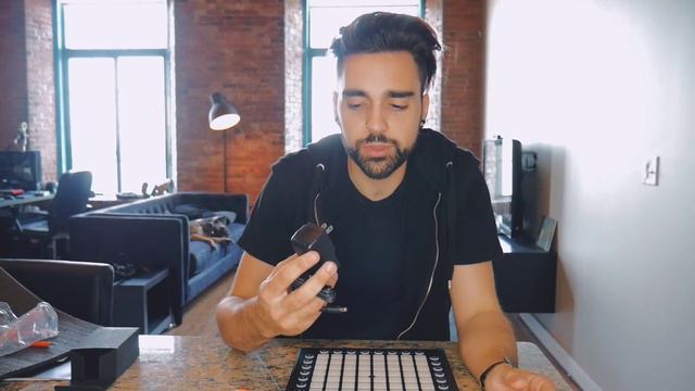 02. Unboxing & Firmware Update