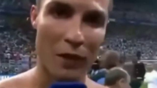 Роналду пёрнул.