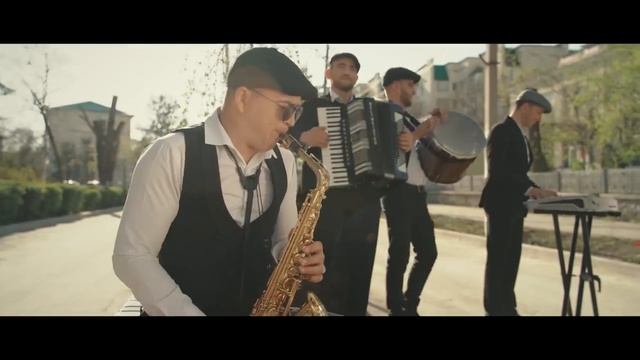 Келиниме Машаллах. (Ансамбль Къалабалыкъ) смотреть онлайн