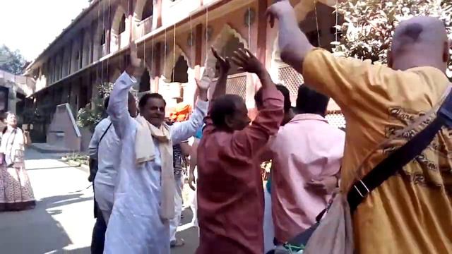 Рэгги киртан. Экстаз. Майпур дхама, февраль 2018 смотреть онлайн