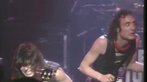 Quiet Riot - Let's Get Crazy (Live)