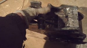 Быстросьём для 2-тонного мини экскаватора.
