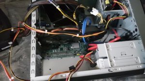 Подсоеденил новый блок питания и не работает