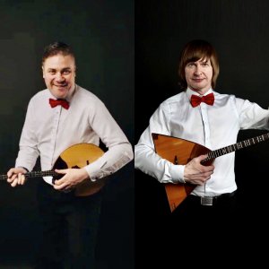 "Светит месяц"