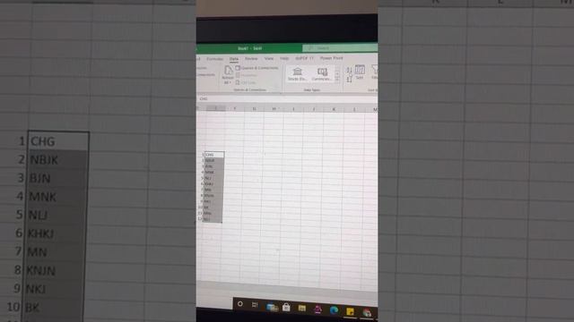 Excel spreadsheet hack shortcut to sort data alphabetically, part 2  #student #accounting #excel