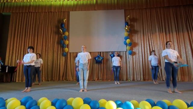 2019 Танец преподавателей смотреть онлайн