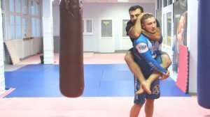 Армен Ананян - Часть 75. Выход на удушающий прием со стойки