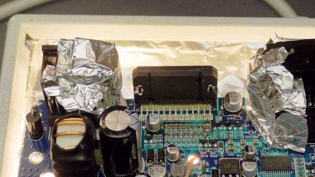 Замена усилителя TDA7850 за 2 минуты смотреть онлайн