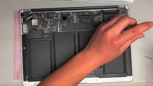 13" inch MacBook Air A1466 Mid 2012 Battery Replacement Repair