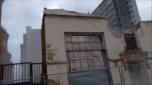 Снос дома экскаватором на Бауманской (Бригадирский пер.)