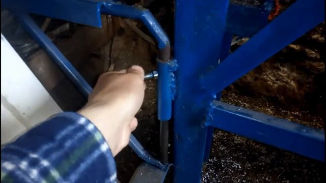 Самодельный токарный станок по металлу. Краткий обзор. (Homemade metal lathe. Short review.) смотреть онлайн