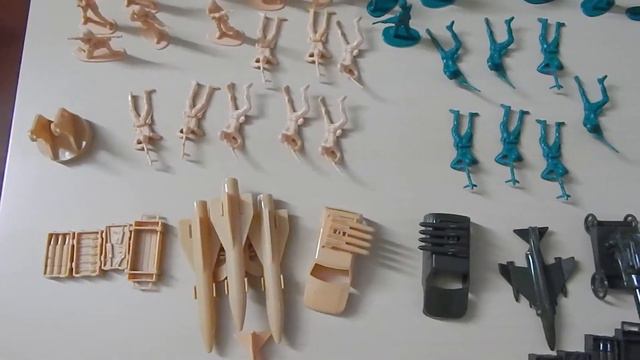 Военные солдатики. Набор игрушечных военных. Игрушки для мальчиков.
