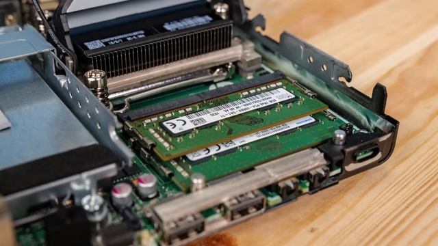 HP EliteDesk 800 G4 Mini Guide and Review смотреть онлайн