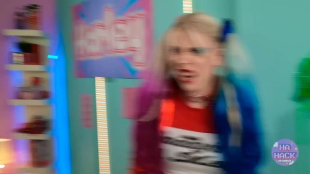 Harley Quinn vs. Joker | Cómo sobrevivir con roomies | Cambio de cuarto barato VS. caro por HA HACK смотреть онлайн