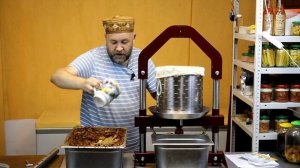 Сколько СОКа в килограмме ЯБЛОК ? Яблочный сок в зиму Пресс Добрыня от компании Домашний Заготовщик