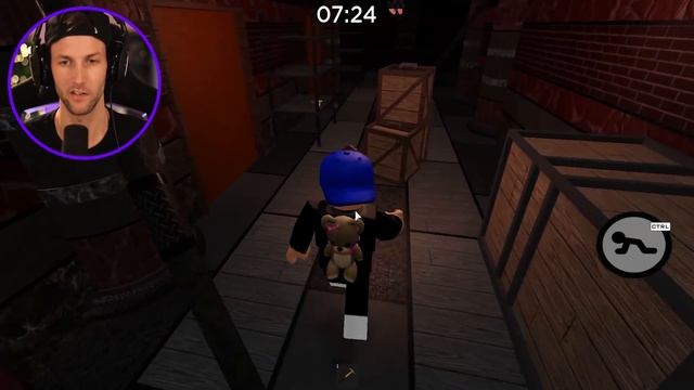 ROBLOX PIGGY INSOLENCE ZIZZY VS ROBBY HELPER! (Roblox Piggy RP) смотреть онлайн